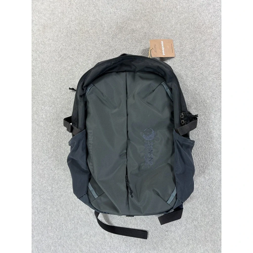 NWT Patagonia Refugio Daypack 26L Backpack (Smolder‎ Blue)